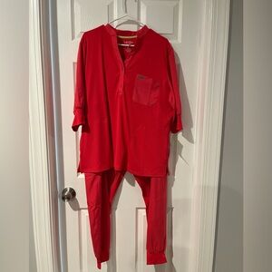 Landau Woman’s Scrub Set 2X in Tea Berry new with tags